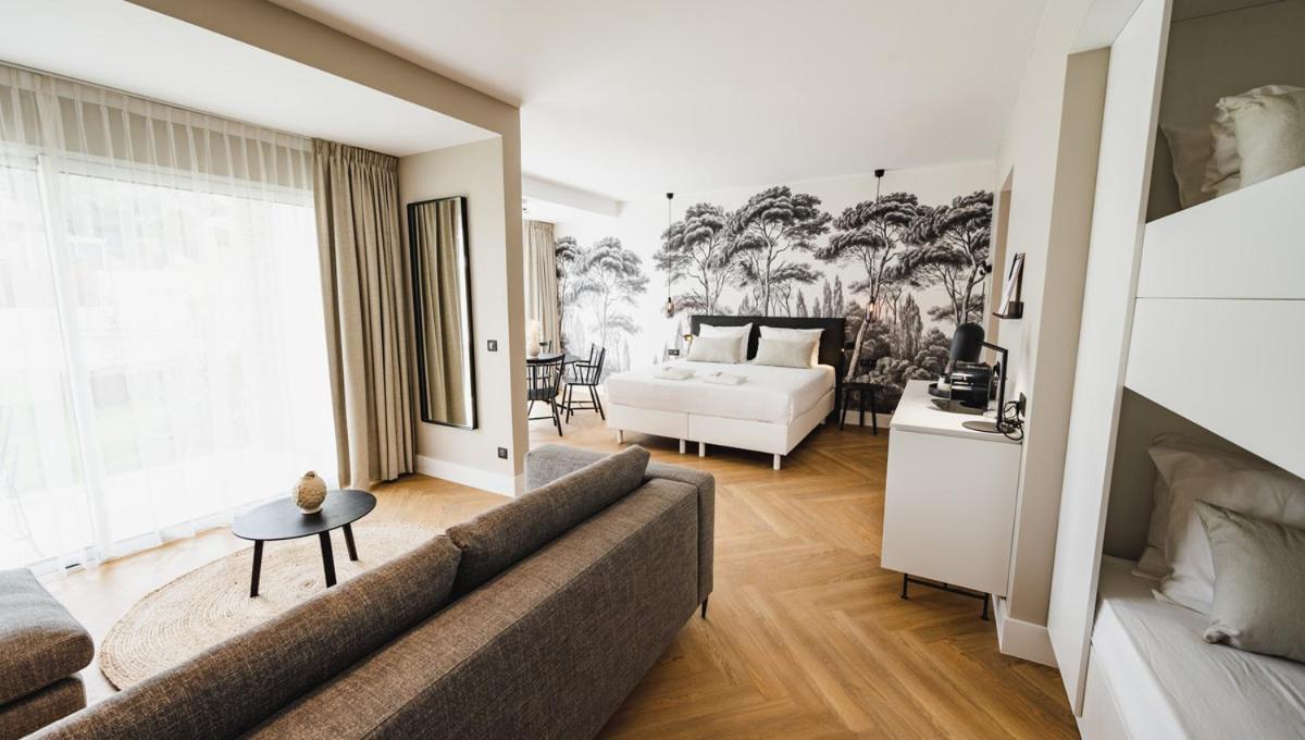 Van Der Valk Hotel Bloom Saint Aygulf Exteriör bild