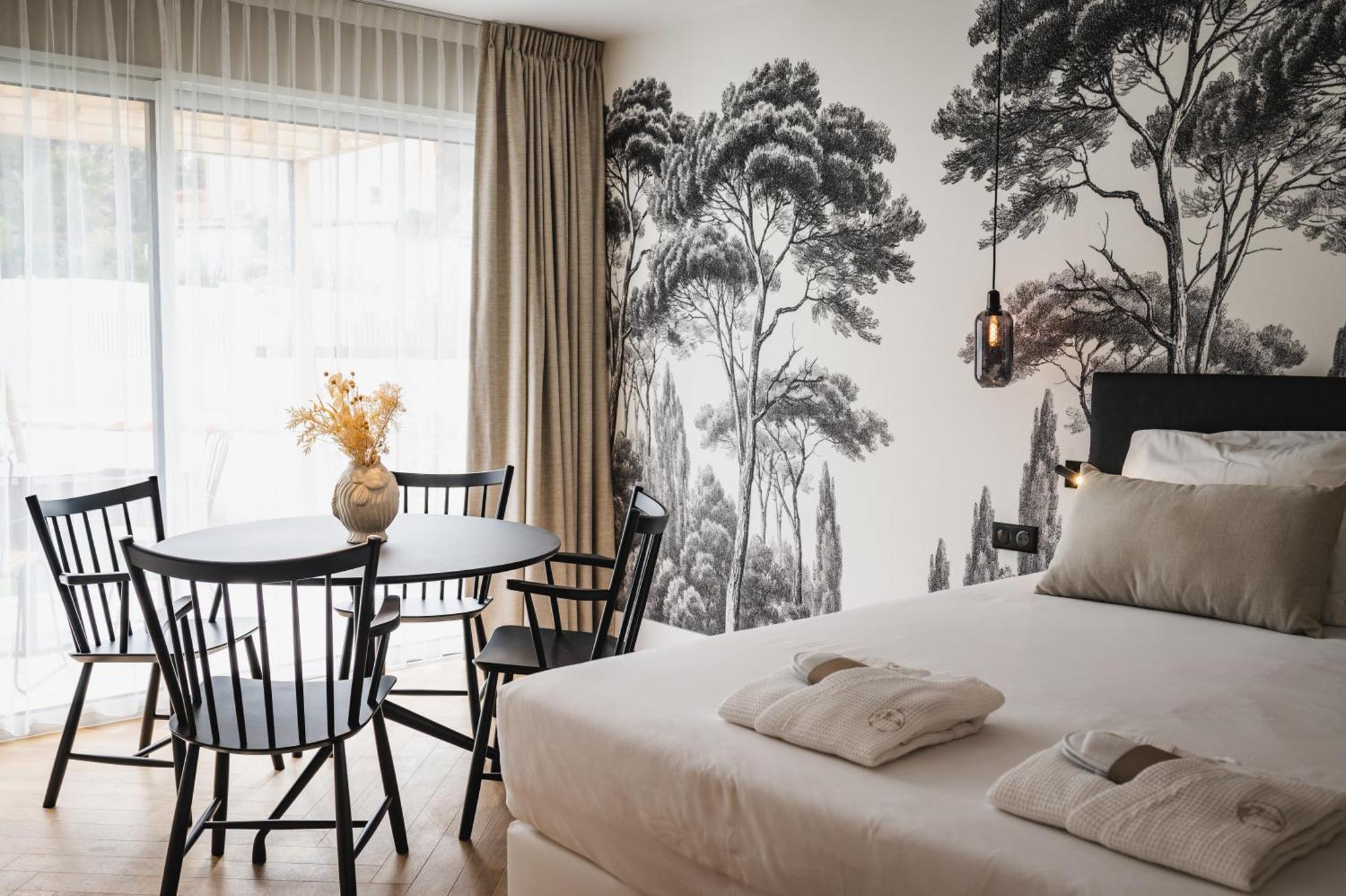 Van Der Valk Hotel Bloom Saint Aygulf Exteriör bild