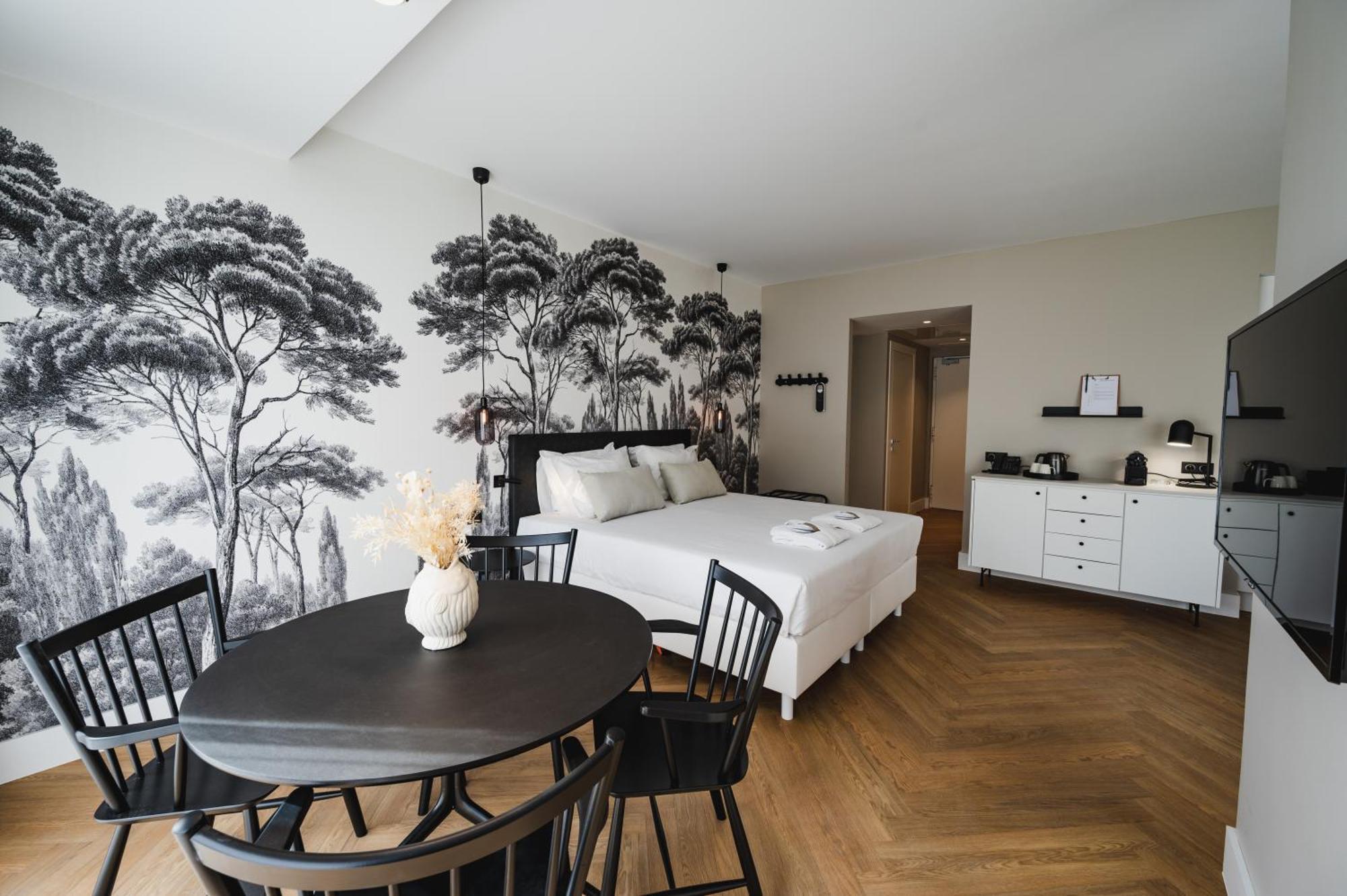 Van Der Valk Hotel Bloom Saint Aygulf Exteriör bild