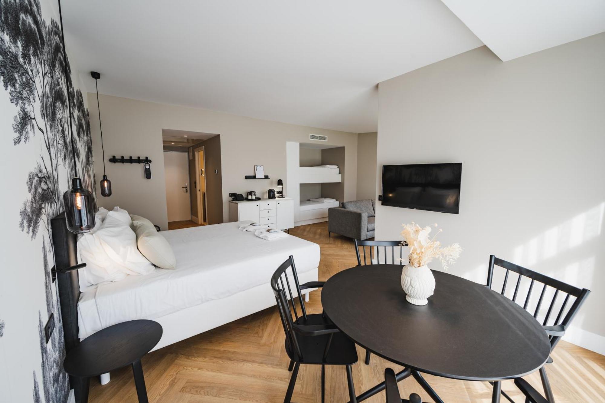 Van Der Valk Hotel Bloom Saint Aygulf Exteriör bild